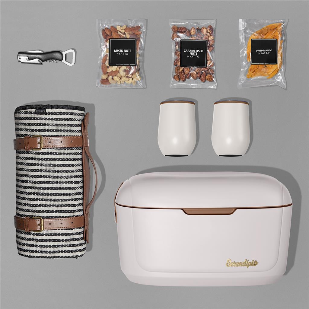 Yatta Chic Chill Hamper